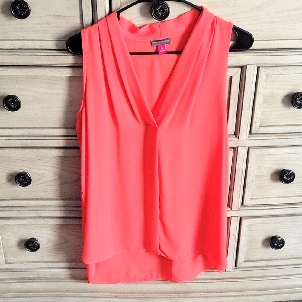 Sleeveless blouse